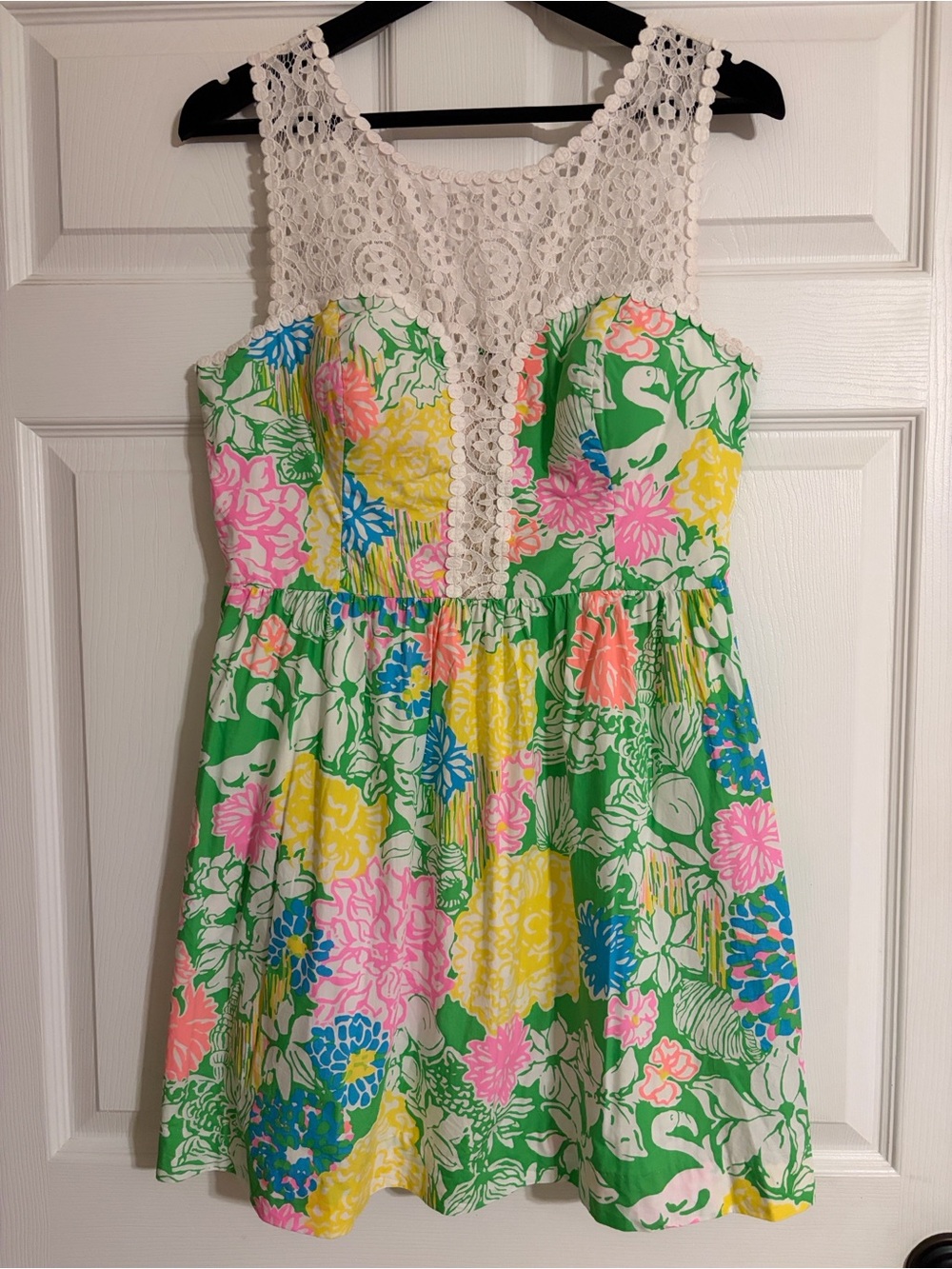 Lilly Pulitzer Raegan Dress - Hibiscus Stroll -  Size 10